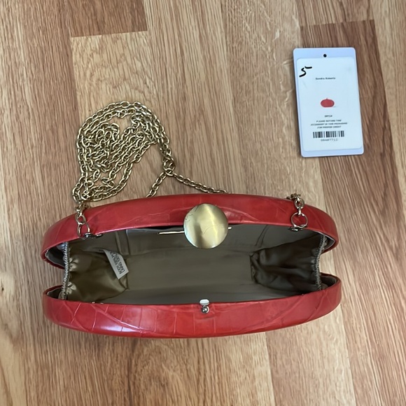 Sondra Roberts Oval Croc Embossed Clutch - Picture 6 of 7